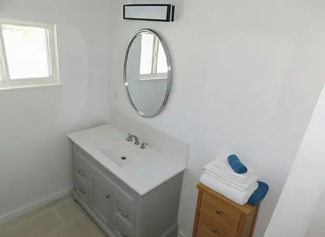 $399,999 | 3106 Northeast Drive, Austin, TX 78723