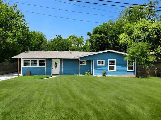 $399,999 | 3106 Northeast Drive, Austin, TX 78723