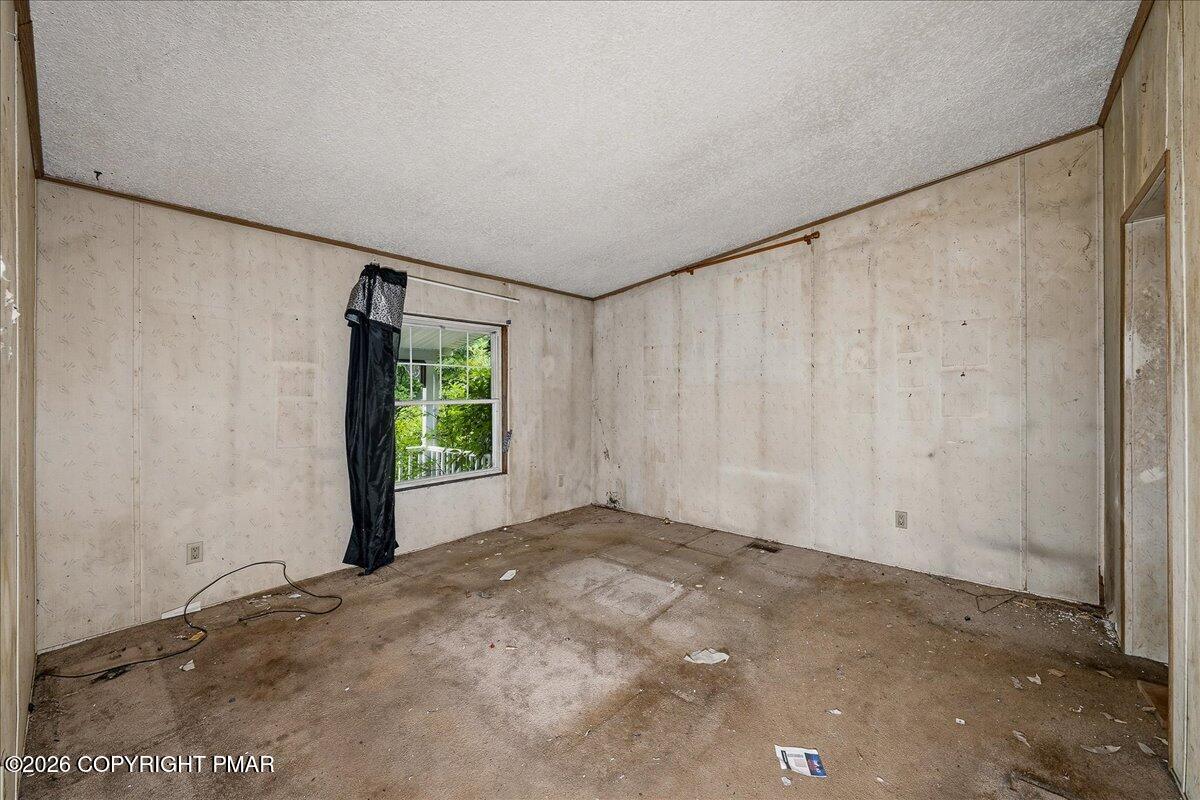 148 Walnut Street Kunkletown, PA 18058 - Photo 14 of 23 15-HomeView_Media-148_Walnut_St