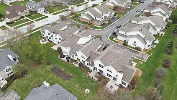 $360,000 | 11138 Aquinas Court, Orland Park, IL 60467