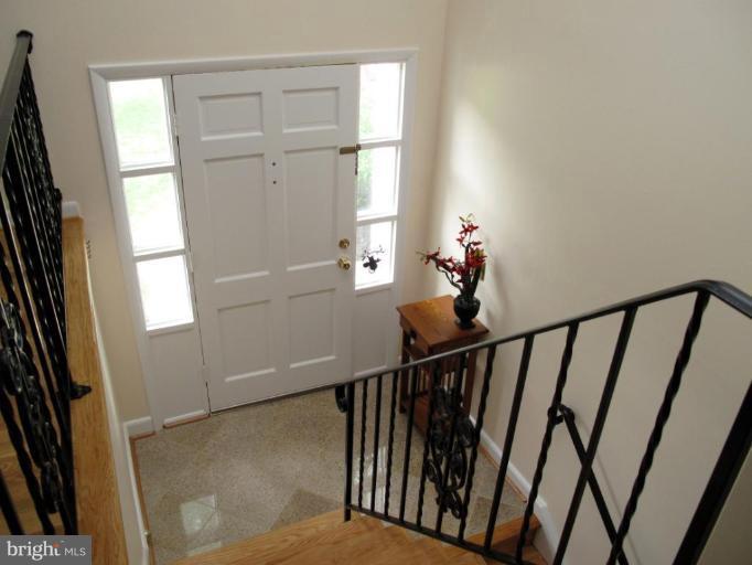 8708 Bradgate Road Alexandria, VA 22308 - Photo 5 of 30 Granite floors in Foyer