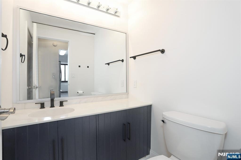 200 Old Palisade Road, Unit 19J Fort Lee, NJ 07024 - Photo 25 of 44