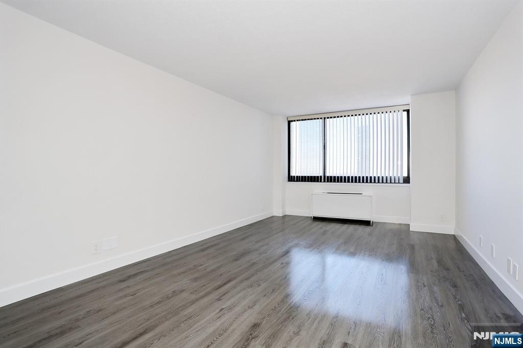 200 Old Palisade Road, Unit 19J Fort Lee, NJ 07024 - Photo 26 of 44