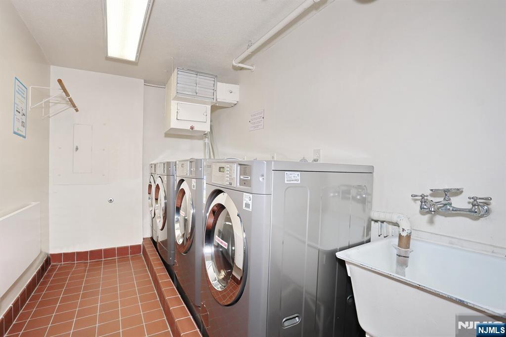 200 Old Palisade Road, Unit 19J Fort Lee, NJ 07024 - Photo 35 of 44