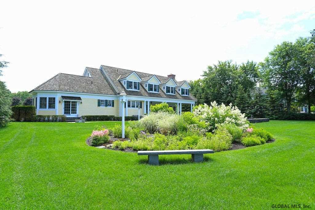 2 East Ridge Road Colonie, NY 12211 - Photo 4 of 24 Photo 4