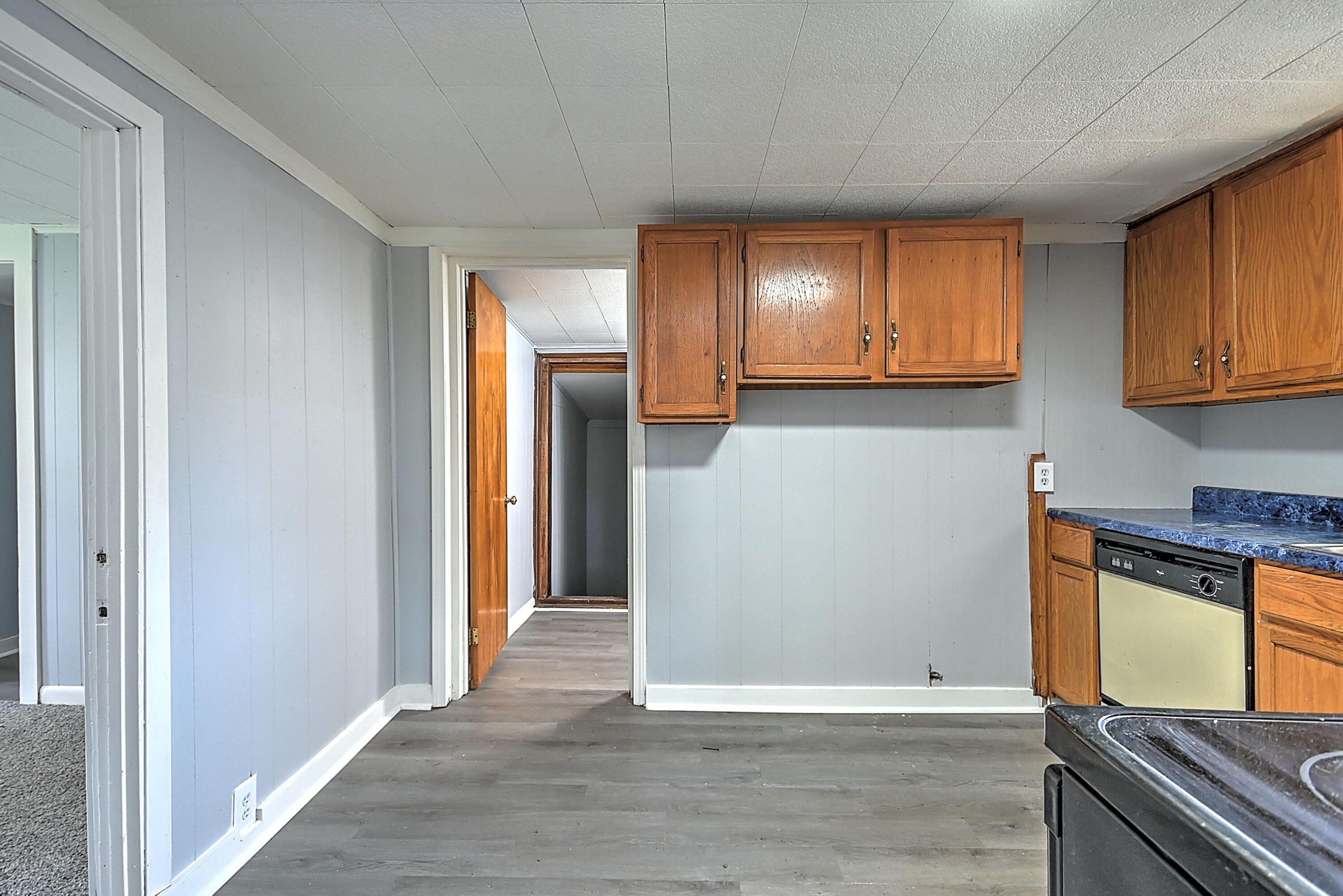 457 Spring Street Bristol, VA 24201 - Photo 29 of 36 Spring-29