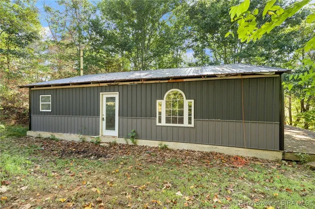 $89,900 | 6066 South Roselawn Drive, Hardinsburg, IN 47125