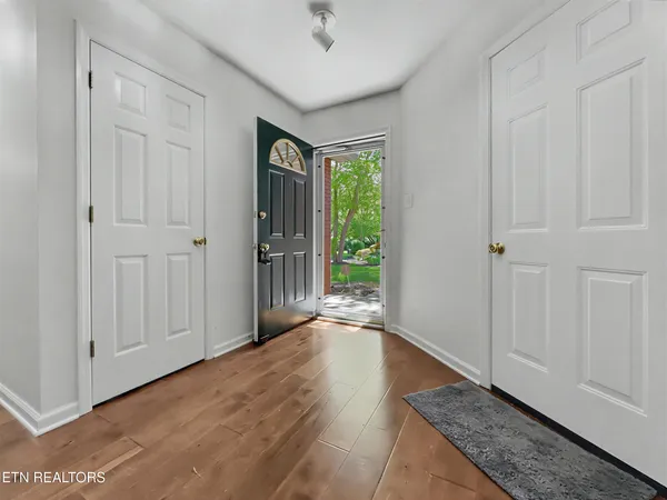 $429,000 | 354 Paine Lake Drive, Sevierville, TN 37862