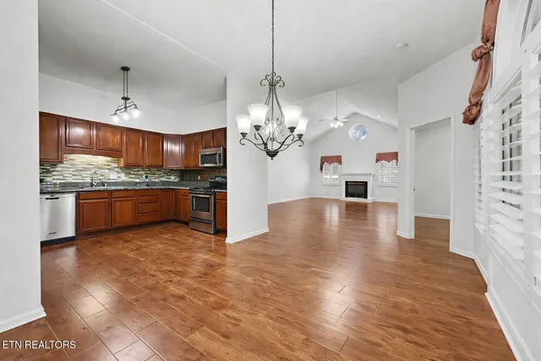 $429,000 | 354 Paine Lake Drive, Sevierville, TN 37862