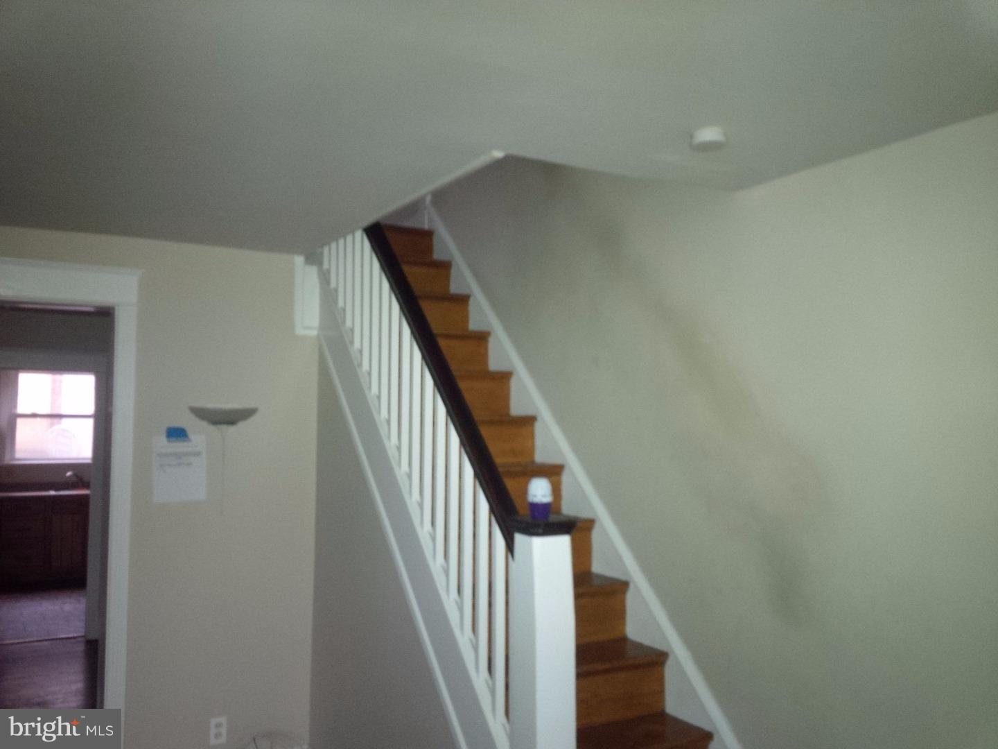 441 Copley Road Upper Darby, PA 19082 - Photo 3 of 16