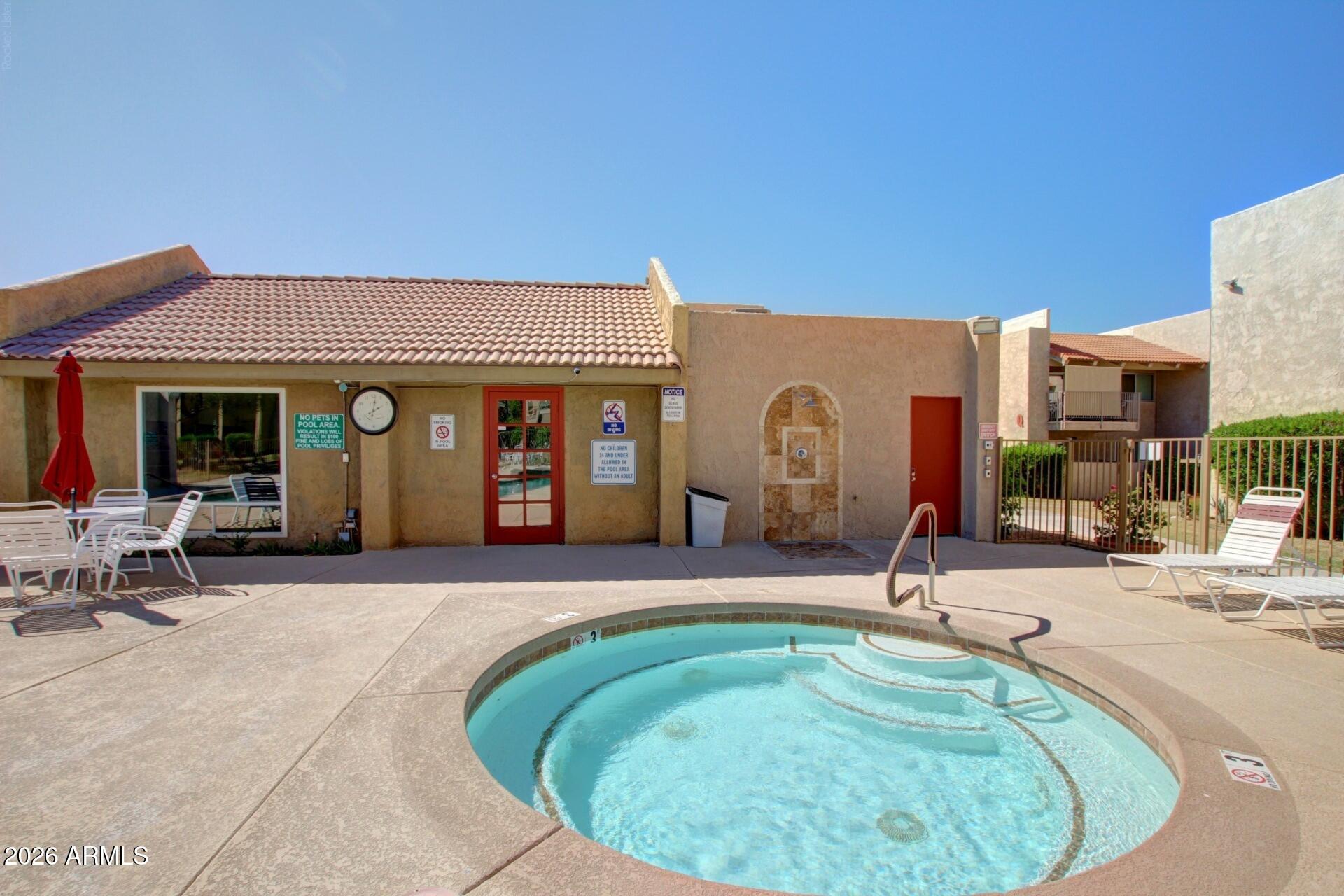 5525 East Thomas Road, Unit R13 Phoenix, AZ 85018 - Photo 26 of 30 43-Thomas