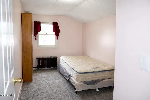 $148,900 | 3 1st Avenue, Rensselaer, NY 12144