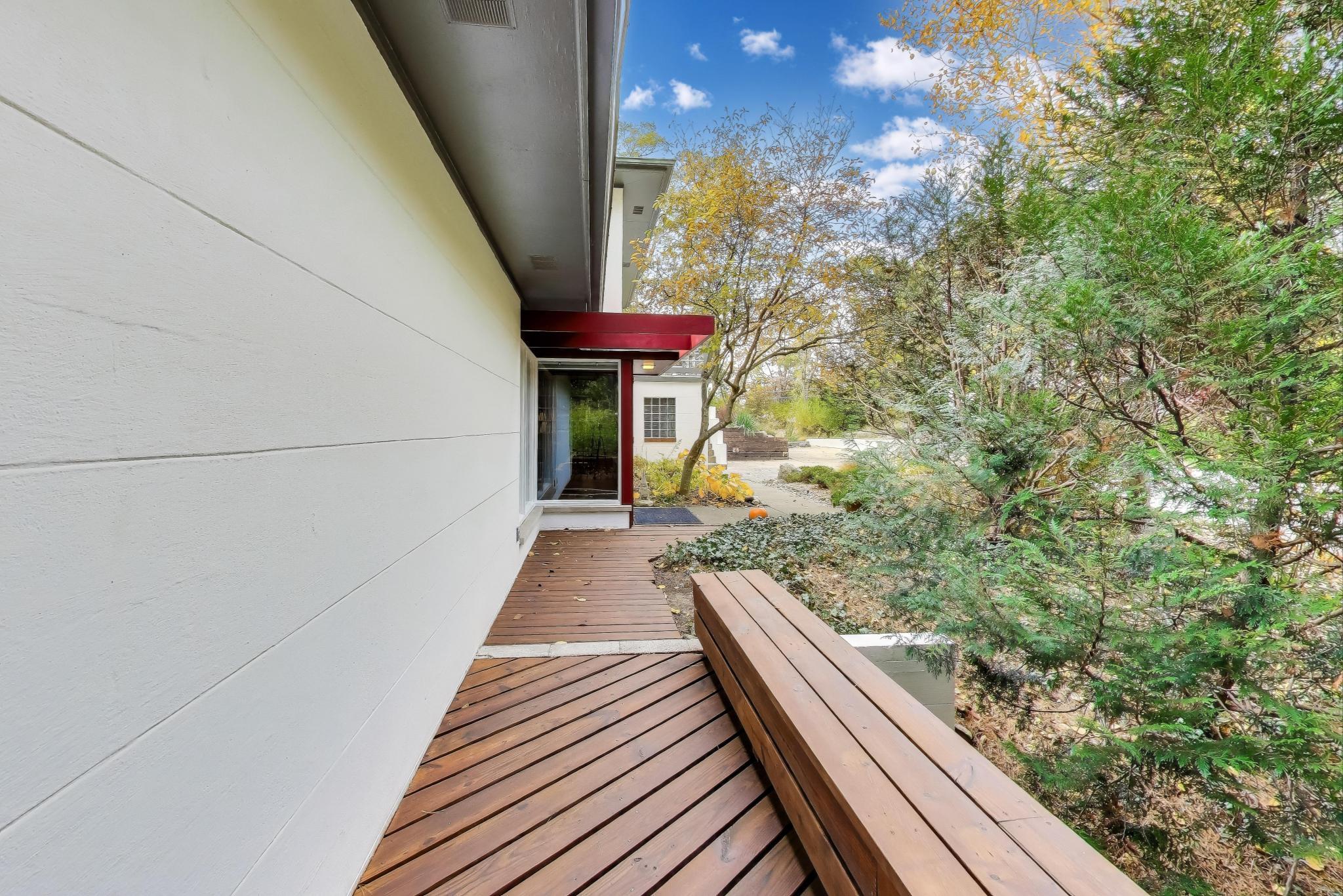 49 Aspen Road Ogden Dunes, IN 46368 - Photo 4 of 42 2048x1366