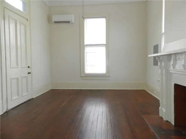 $1,400 | 1224 Marengo Street, Unit 2C, New Orleans, LA 70115