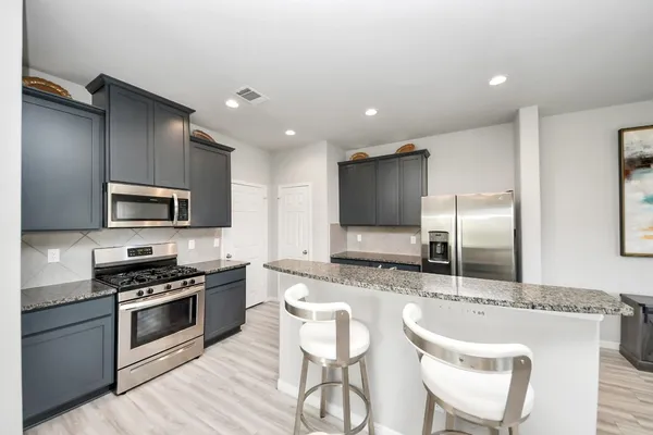 $2,250 | 13323 Colina Mdws Lane, Houston, TX 77048