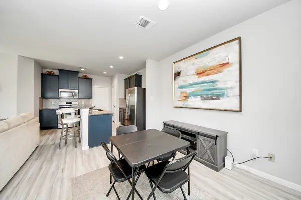 $2,250 | 13323 Colina Mdws Lane, Houston, TX 77048