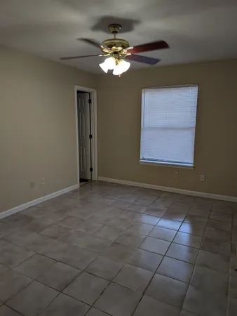 $1,125 | 2035 Continental Avenue, Tallahassee, FL 32304