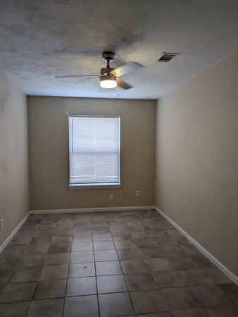 $1,125 | 2035 Continental Avenue, Tallahassee, FL 32304