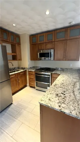 $1,800 | 111 Winthrop Avenue, Unit 2, Providence, RI 02908