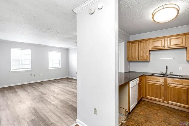 $90,000 | 4735 Government Street, Unit 109, Baton Rouge, LA 70806