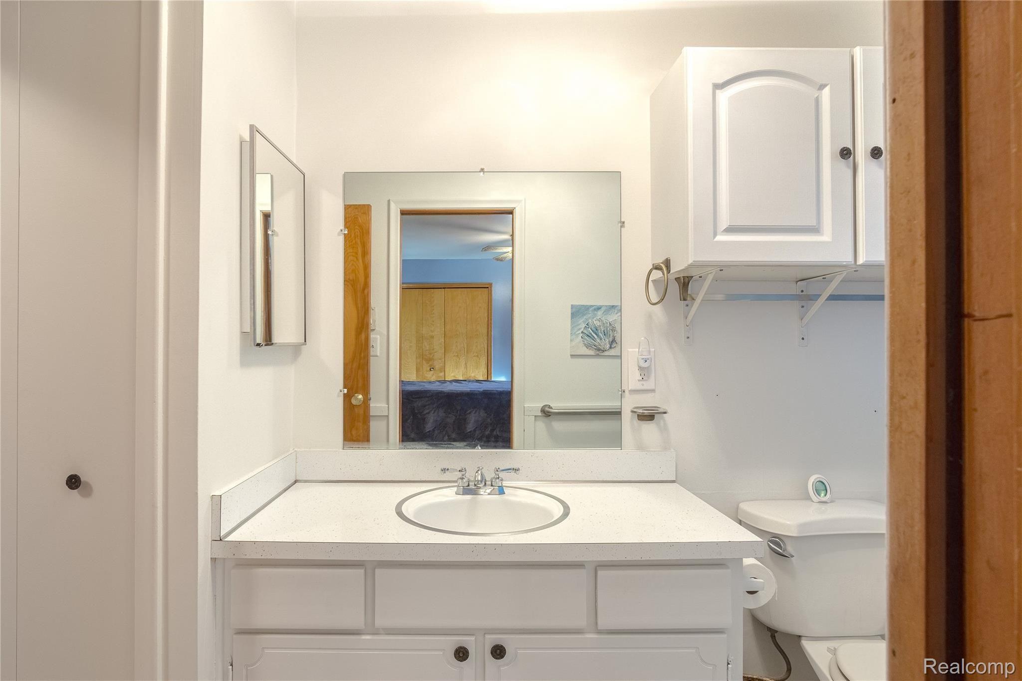2730 Nadeau Road Monroe, MI 48162 - Photo 38 of 49 Full Bath