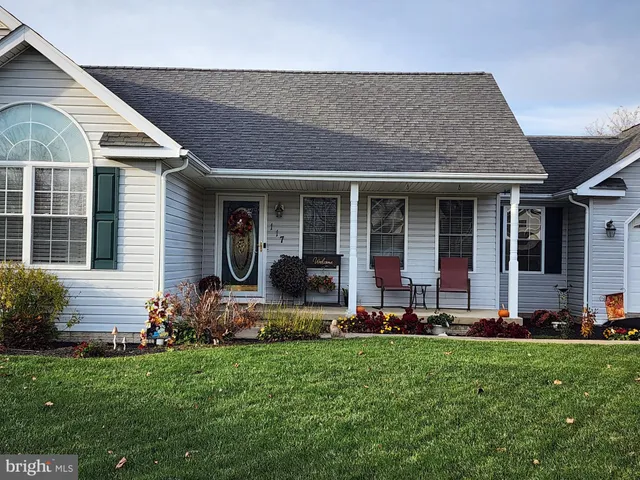 $340,000 | 117 Defense Court, Hedgesville, WV 25427