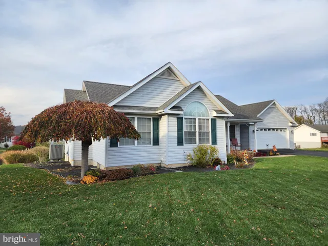 $340,000 | 117 Defense Court, Hedgesville, WV 25427