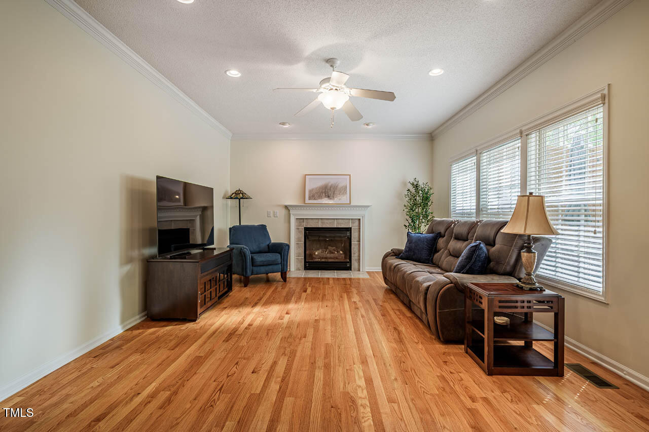 113 Glenmore Road Chapel Hill, NC 27516 - Photo 12 of 60 113GlenmoreRd-49