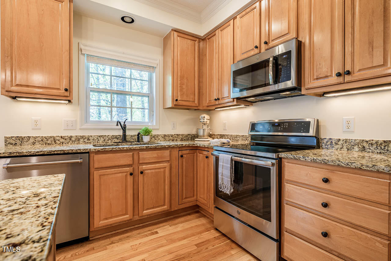 113 Glenmore Road Chapel Hill, NC 27516 - Photo 18 of 60 113GlenmoreRd-43