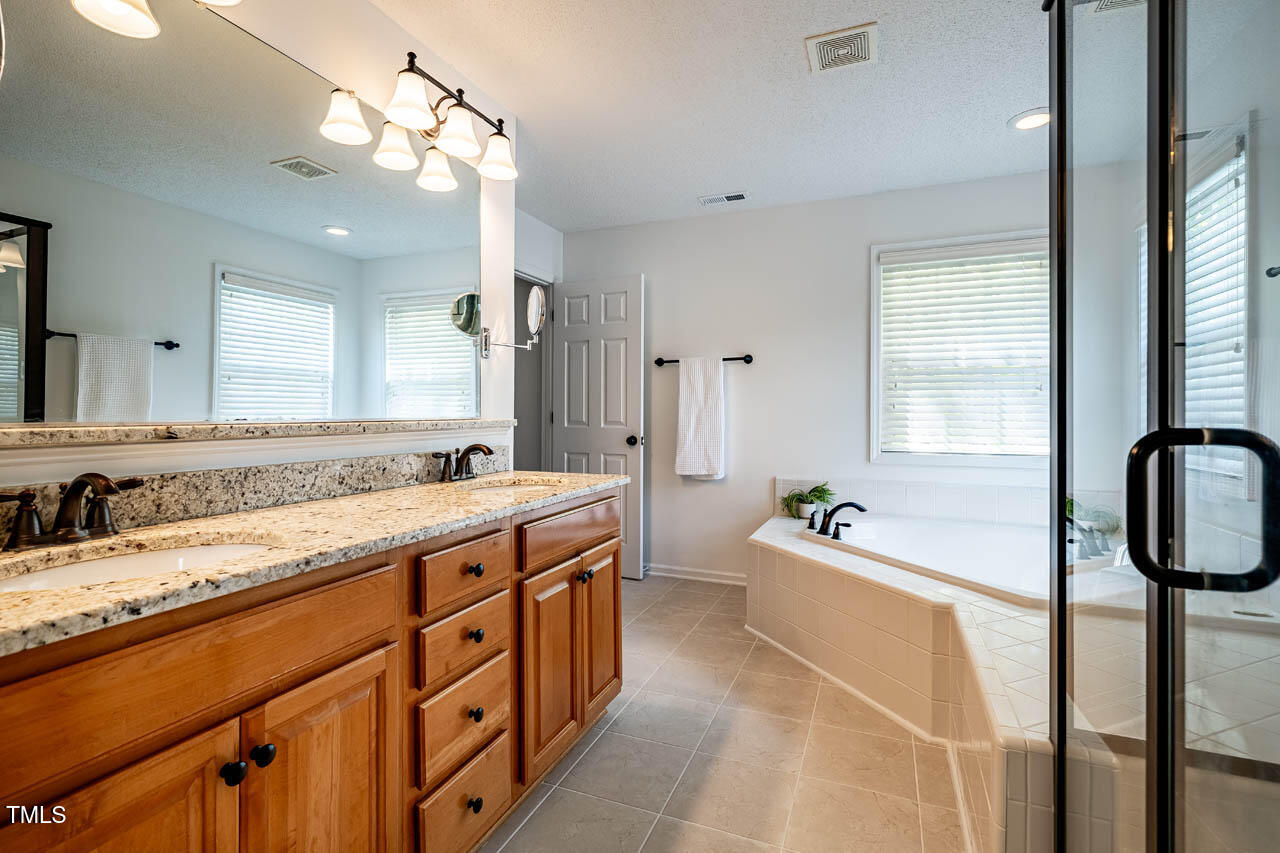113 Glenmore Road Chapel Hill, NC 27516 - Photo 40 of 60 113GlenmoreRd-64
