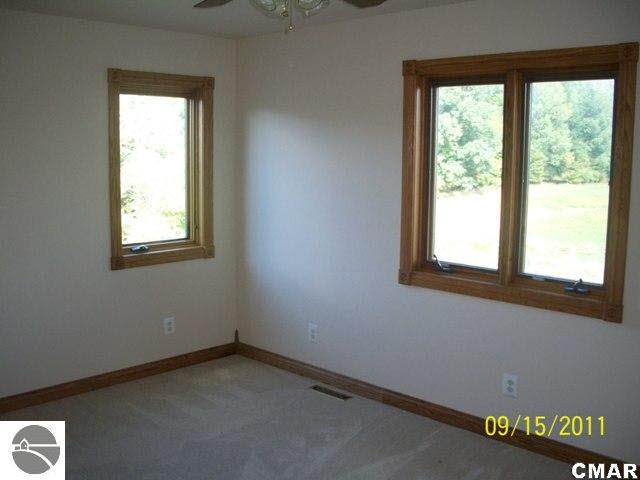3742 West Baseline Road Mount Pleasant, MI 48858 - Photo 14 of 25 1773681-13.JPG