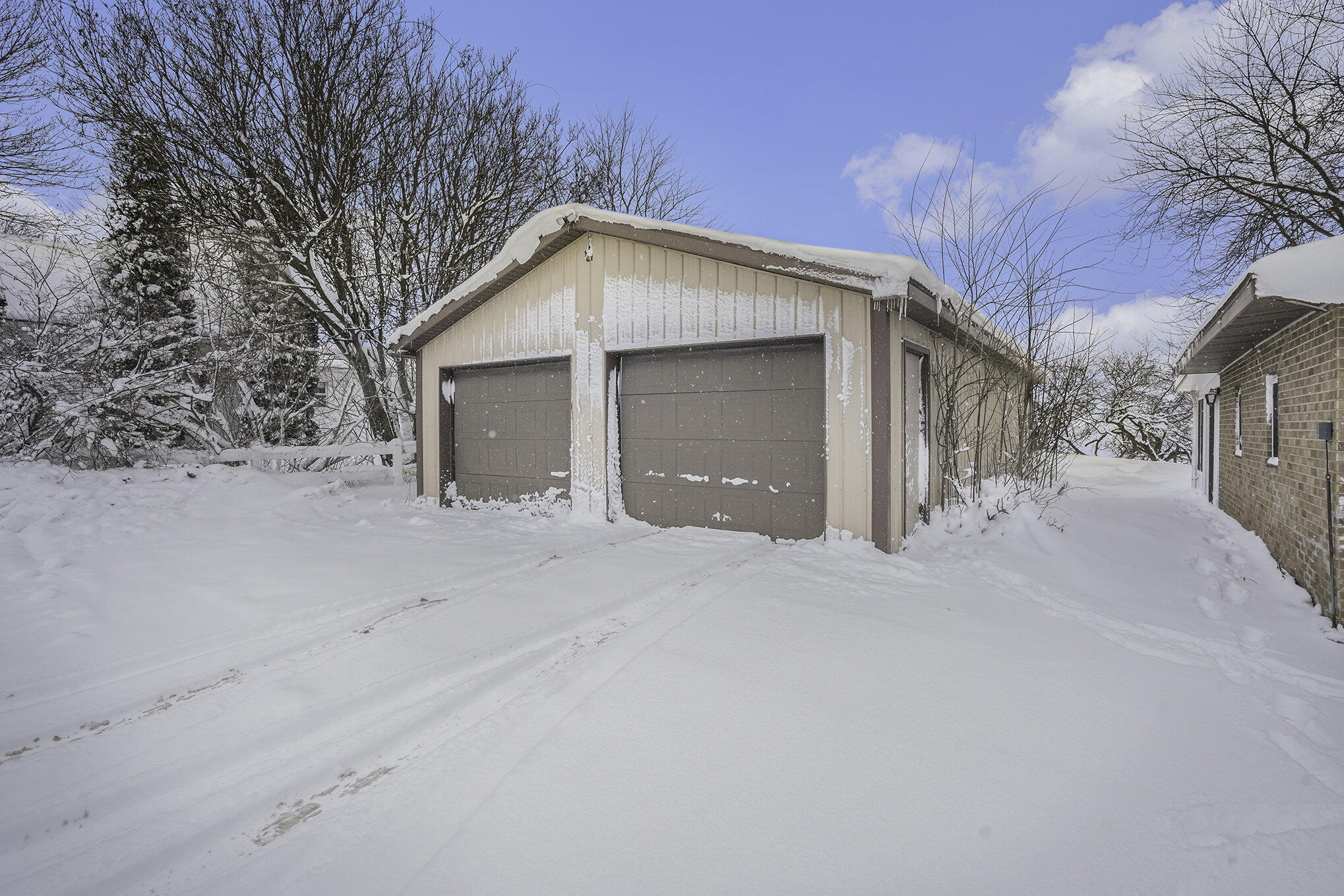 10941 South Maple Island Road Fremont, MI 49412 - Photo 24 of 24 005_photo_jan_15_2024_1_22_41_pm