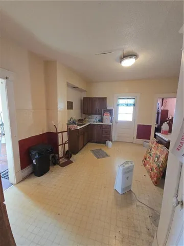 $65,000 | 121 North 10th Street, Atchison, KS 66002