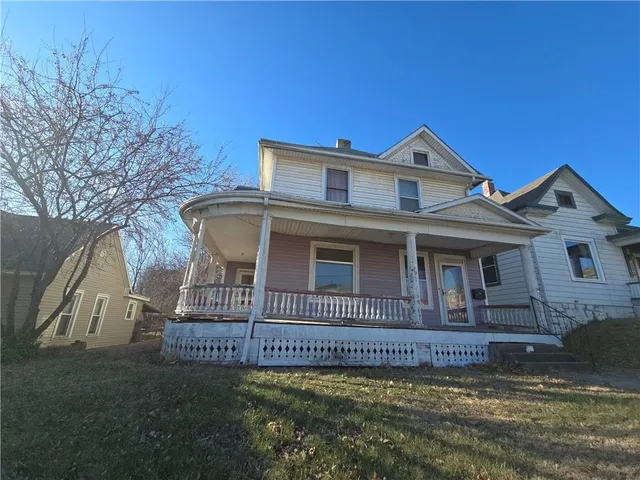 $65,000 | 121 North 10th Street, Atchison, KS 66002