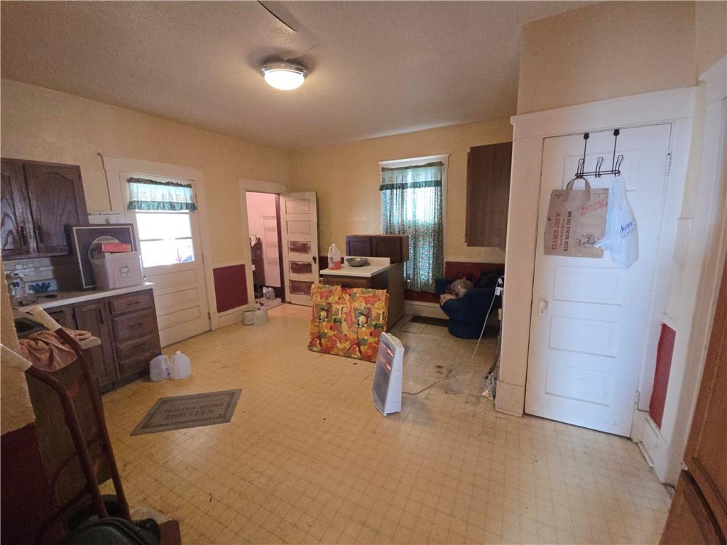 121 North 10th Street Atchison, KS 66002 - Photo 22 of 51