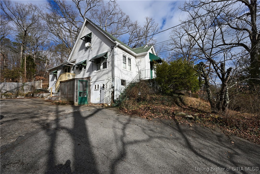 602-604 Captain Frank Road New Albany, IN 47150 - Photo 4 of 57