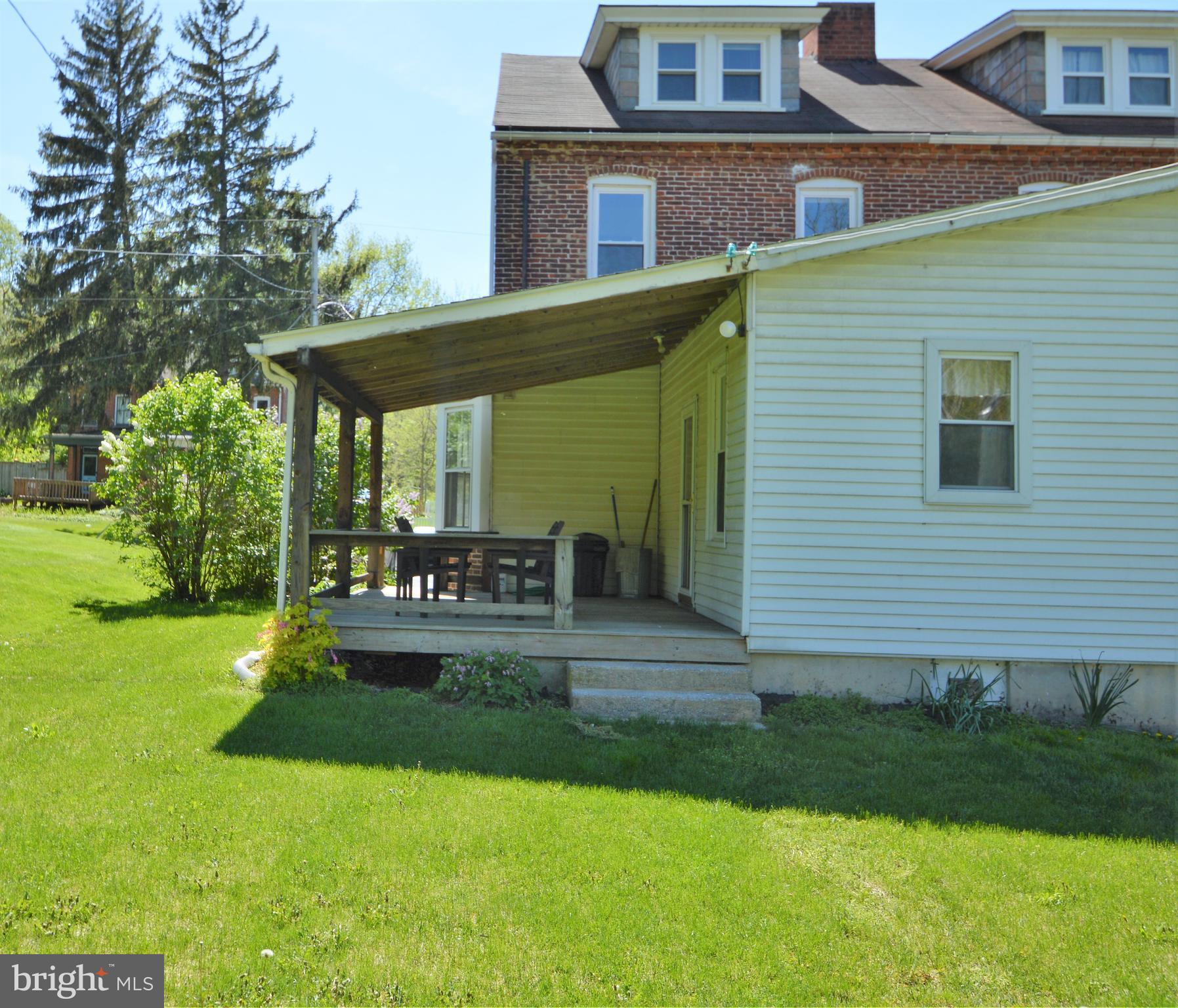 1620 Mt Wilson Road Lebanon, PA 17042 - Photo 8 of 10 Covered back porch