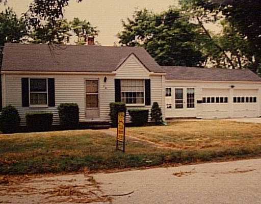 10 Elizabeth Road Barrington, RI 02806 - Photo 1 of 1 Exterior Front.