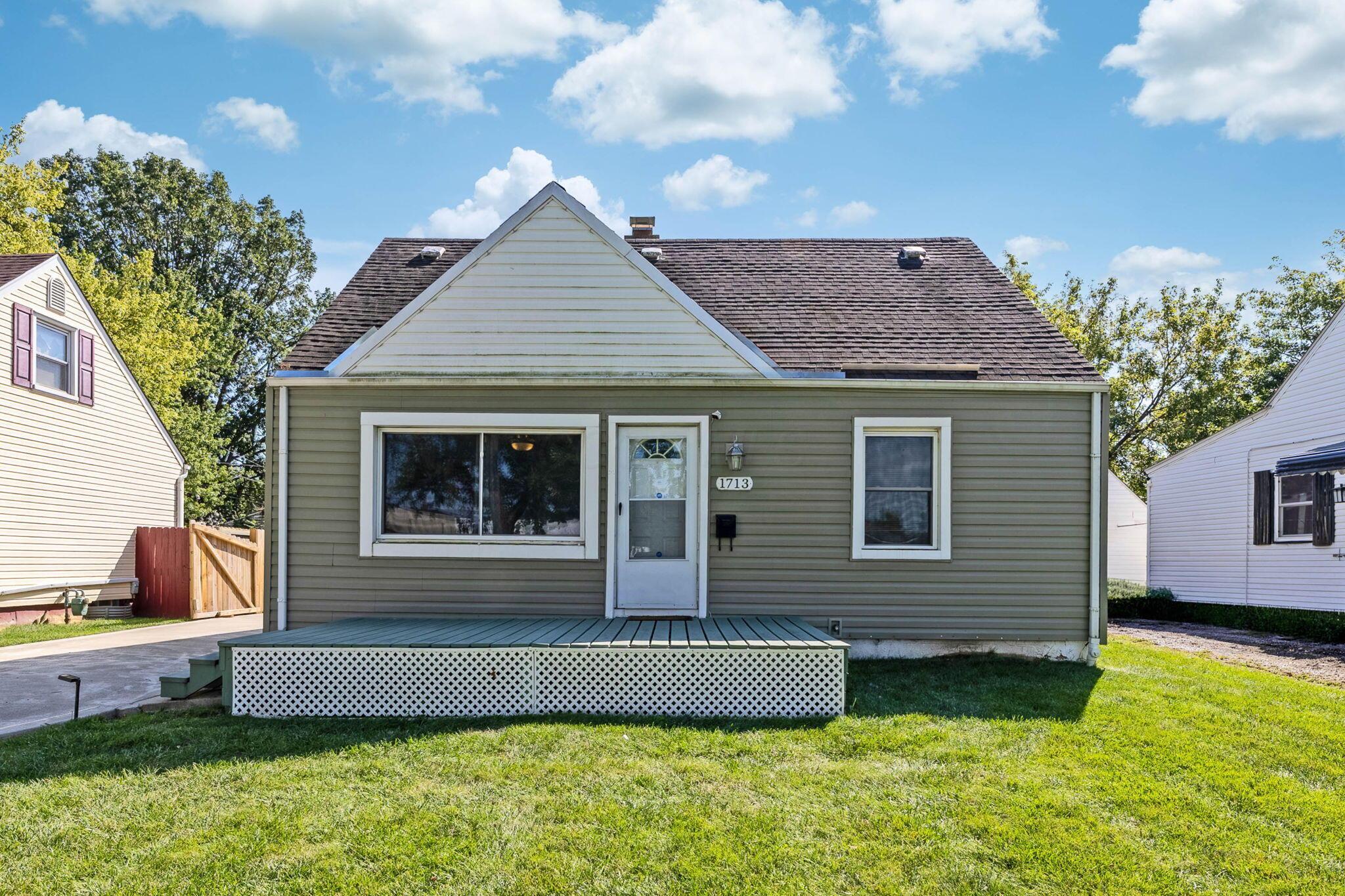 1713 Huy Road Columbus, OH 43224 - Photo 1 of 42 1-web-or-mls-1713HuyRoadExt_Hommati102