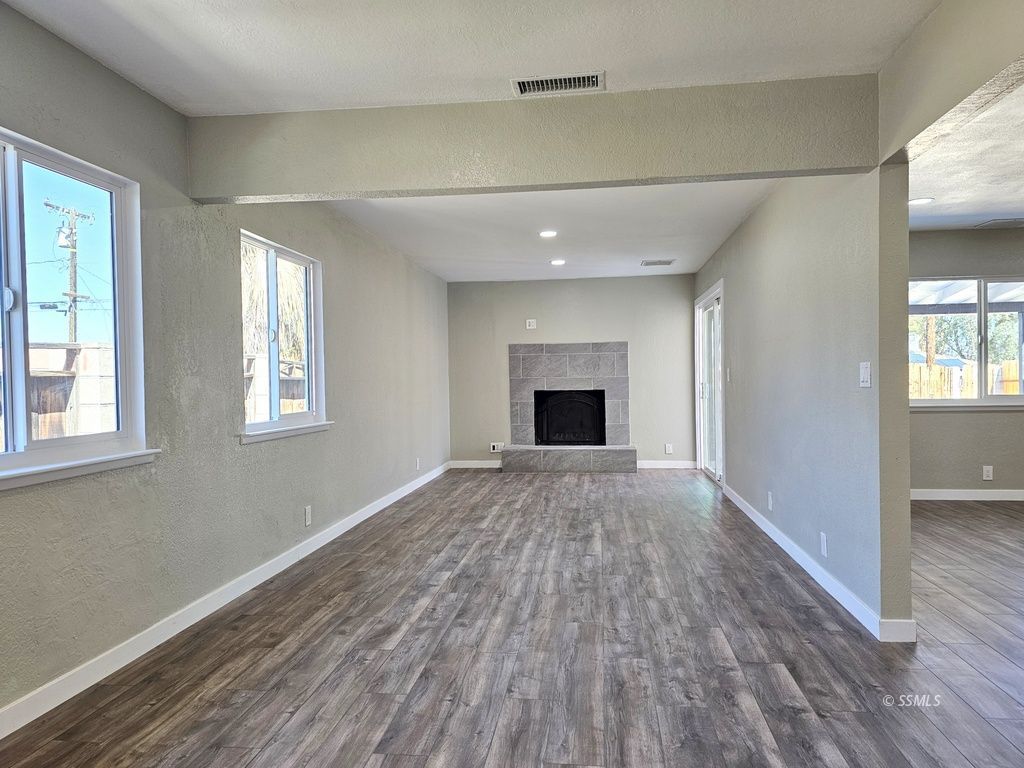 612 Weiman Avenue Ridgecrest, CA 93555 - Photo 11 of 28 Gallery Image 11