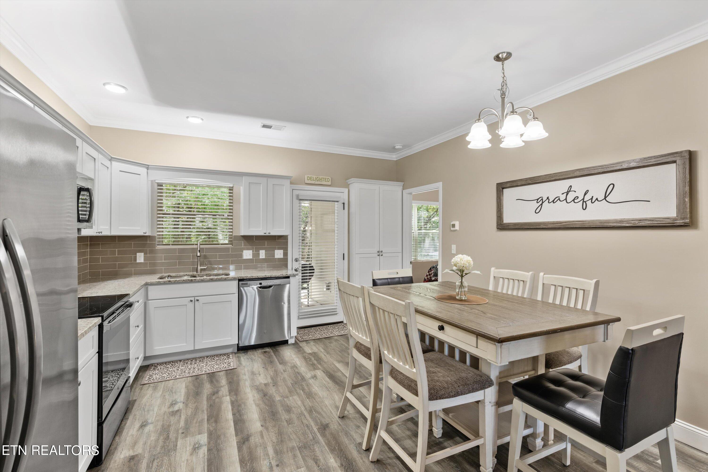 229 Bishop's Cap Circle, Unit 105 Townsend, TN 37882 - Photo 11 of 34 Pic 11