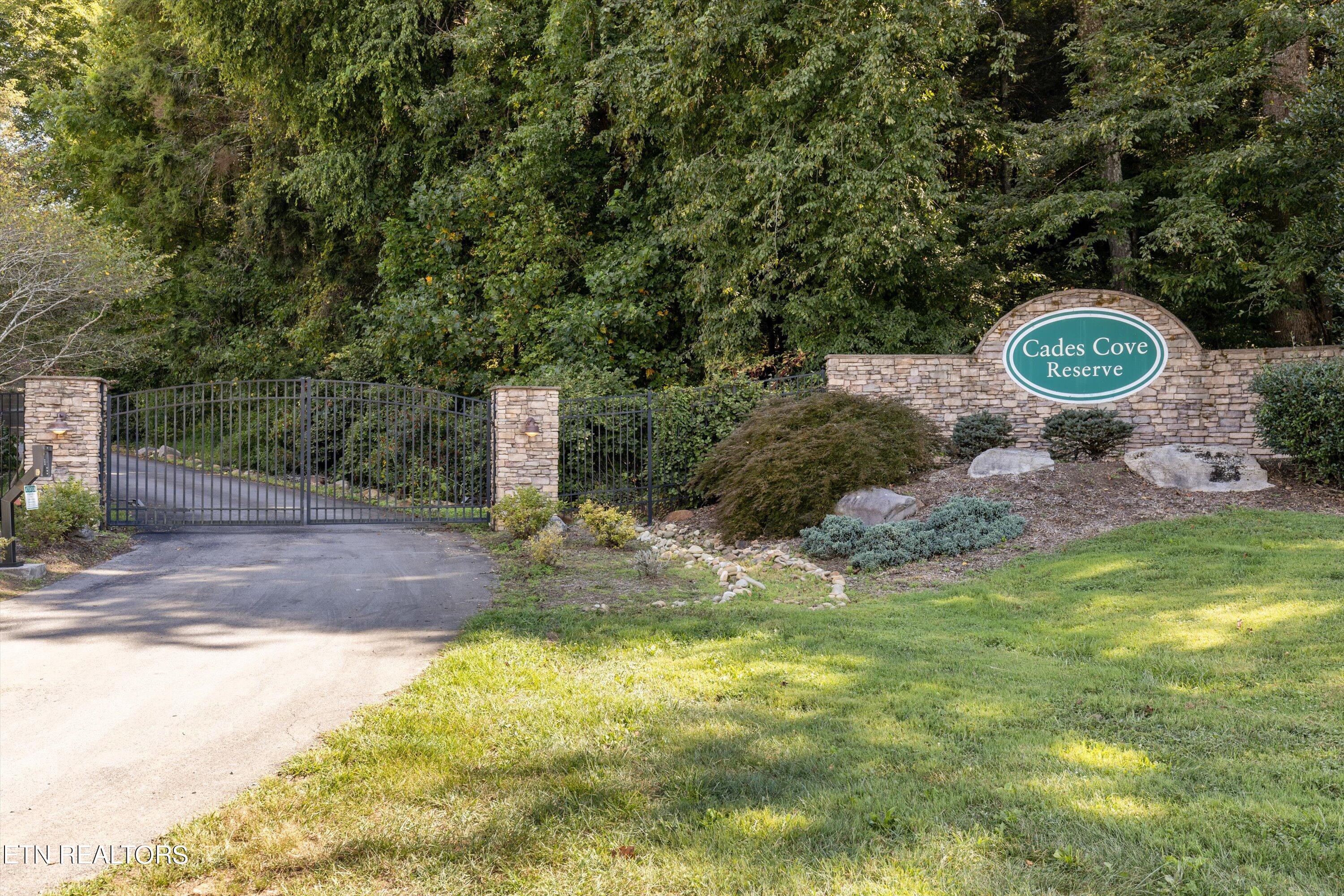 229 Bishop's Cap Circle, Unit 105 Townsend, TN 37882 - Photo 29 of 34 Pic 29