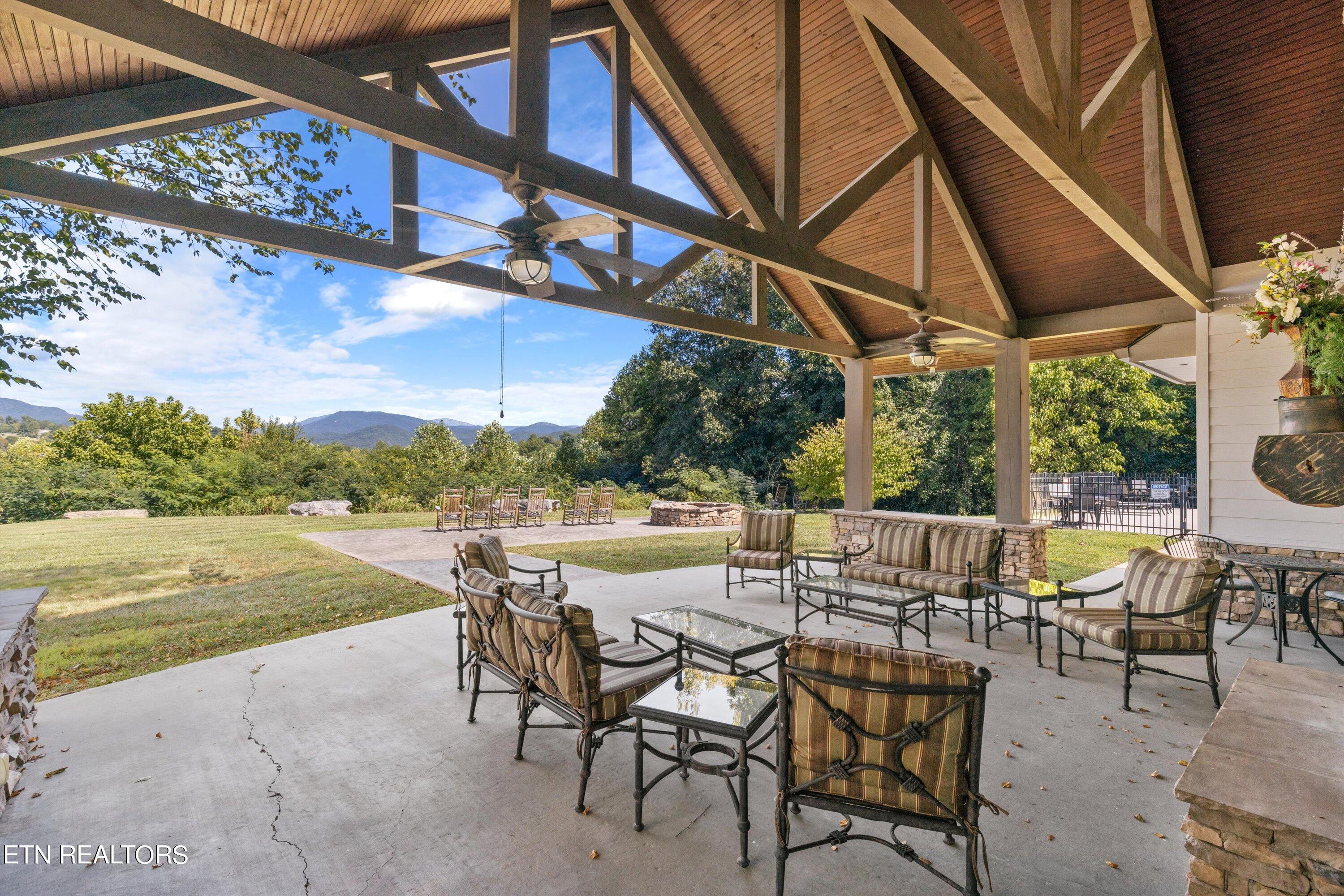 229 Bishop's Cap Circle, Unit 105 Townsend, TN 37882 - Photo 31 of 34 Pic 31