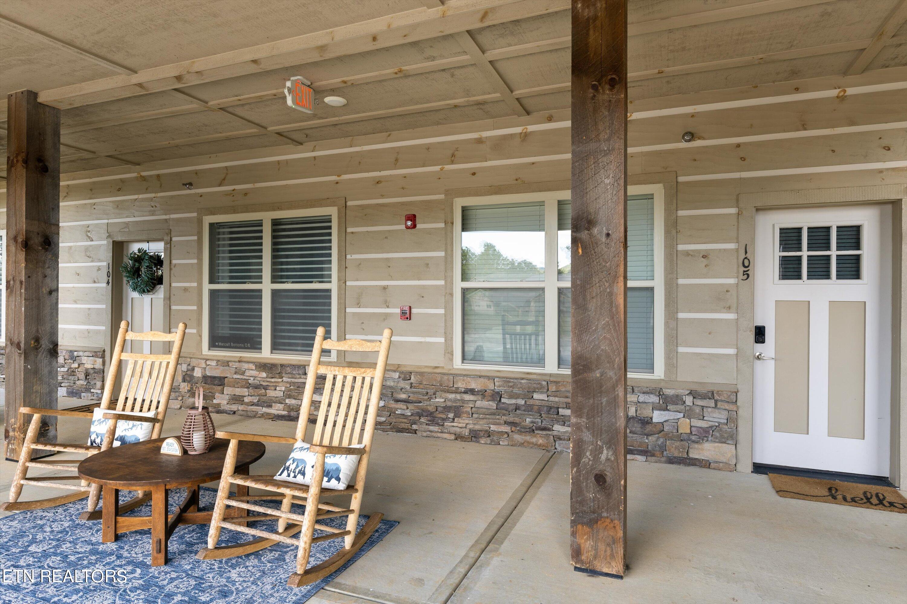 229 Bishop's Cap Circle, Unit 105 Townsend, TN 37882 - Photo 5 of 34 Pic 5