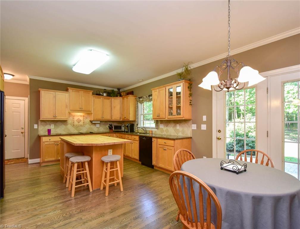6801 Bugle Run Drive Oak Ridge, NC 27310 - Photo 4 of 30