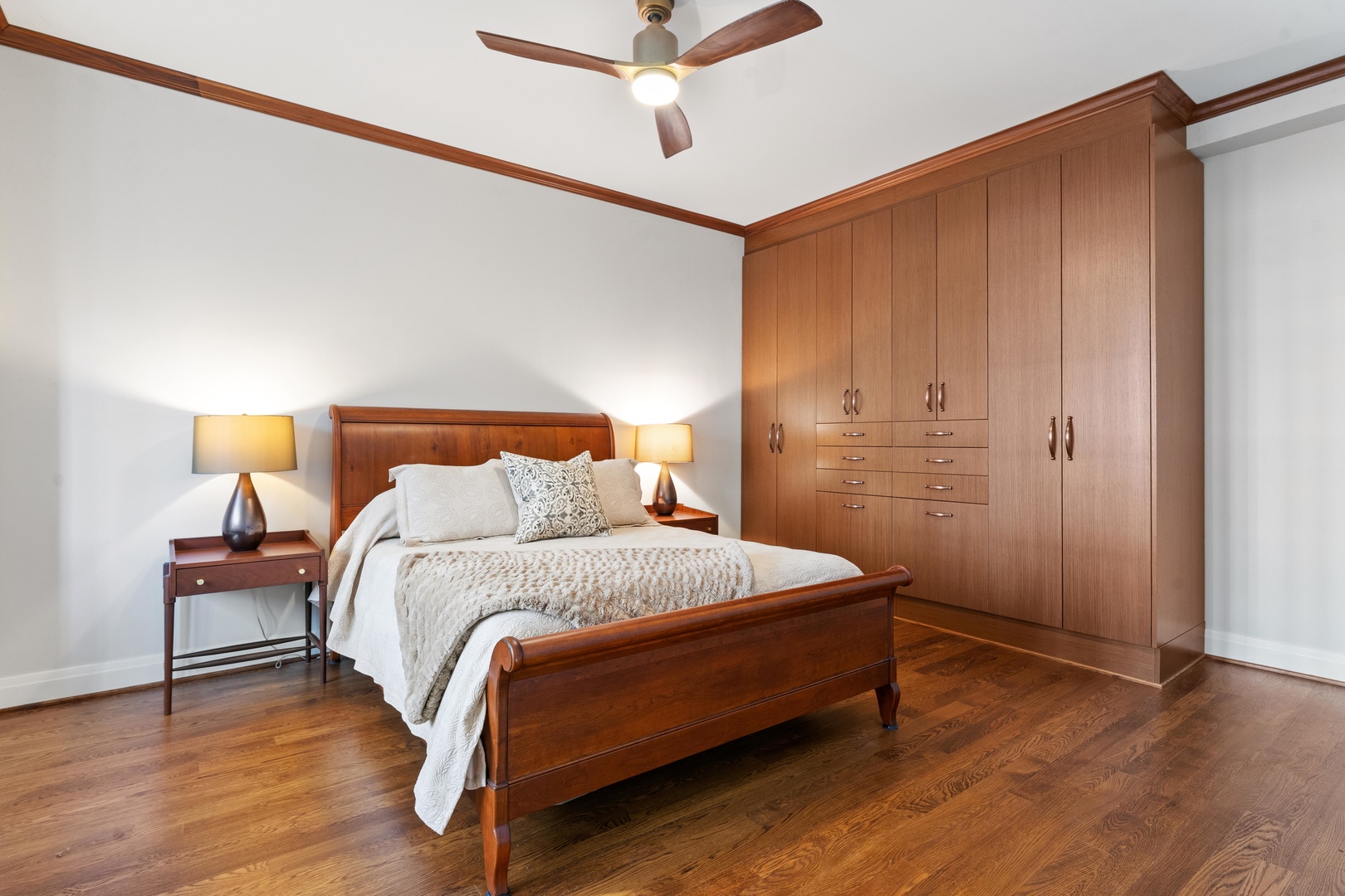 70 East Scott Street, Unit 307 Chicago, IL 60610 - Photo 16 of 32