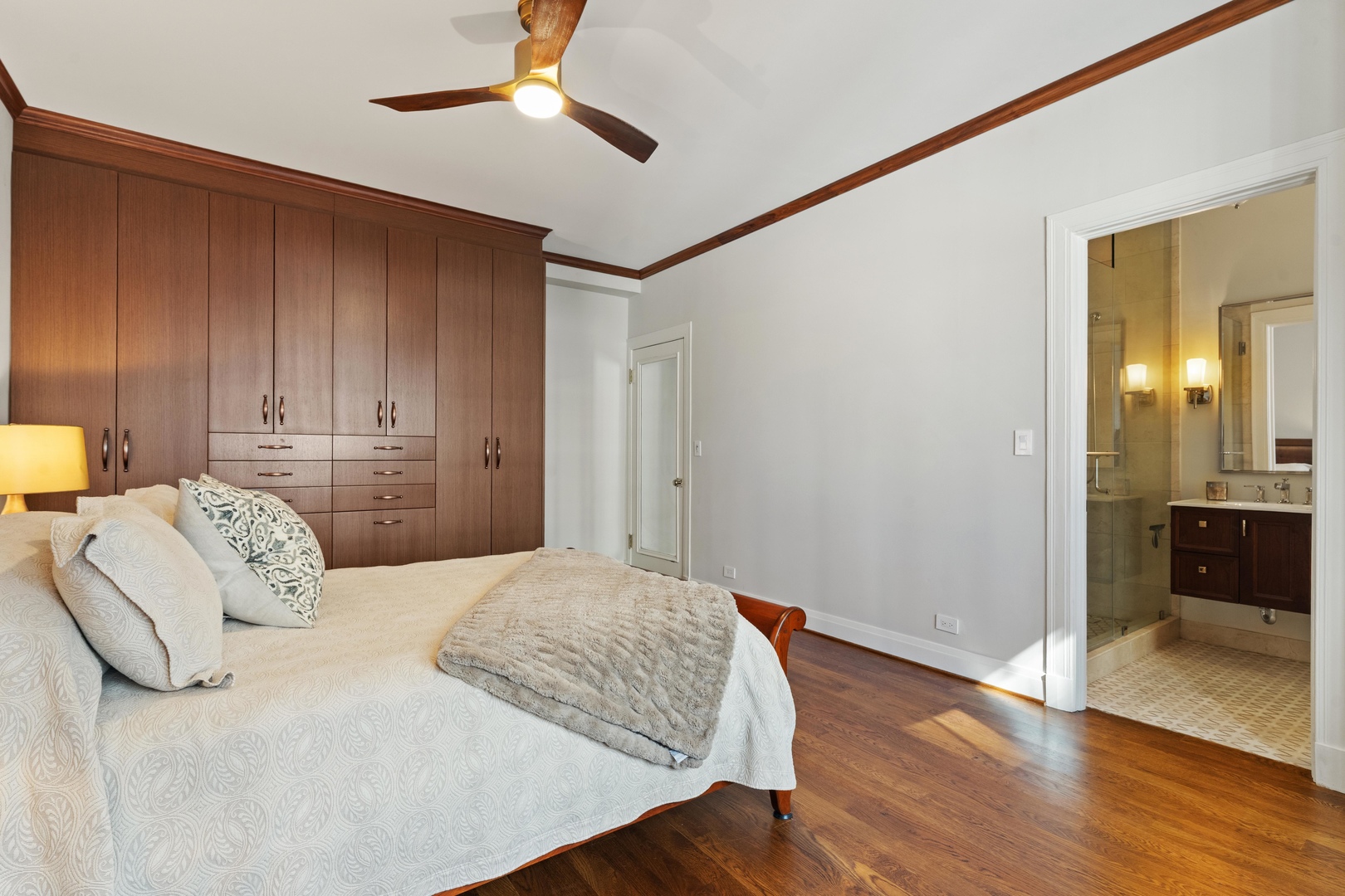 70 East Scott Street, Unit 307 Chicago, IL 60610 - Photo 19 of 32