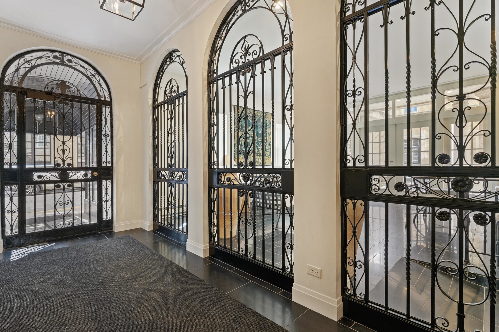 70 East Scott Street, Unit 307 Chicago, IL 60610 - Photo 27 of 32