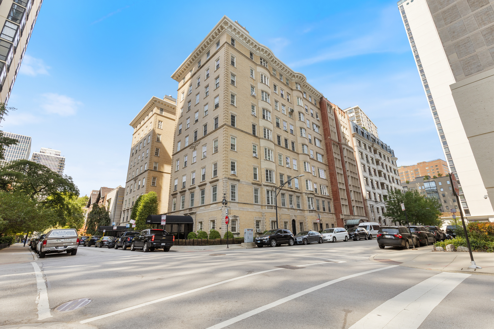 70 East Scott Street, Unit 307 Chicago, IL 60610 - Photo 31 of 32