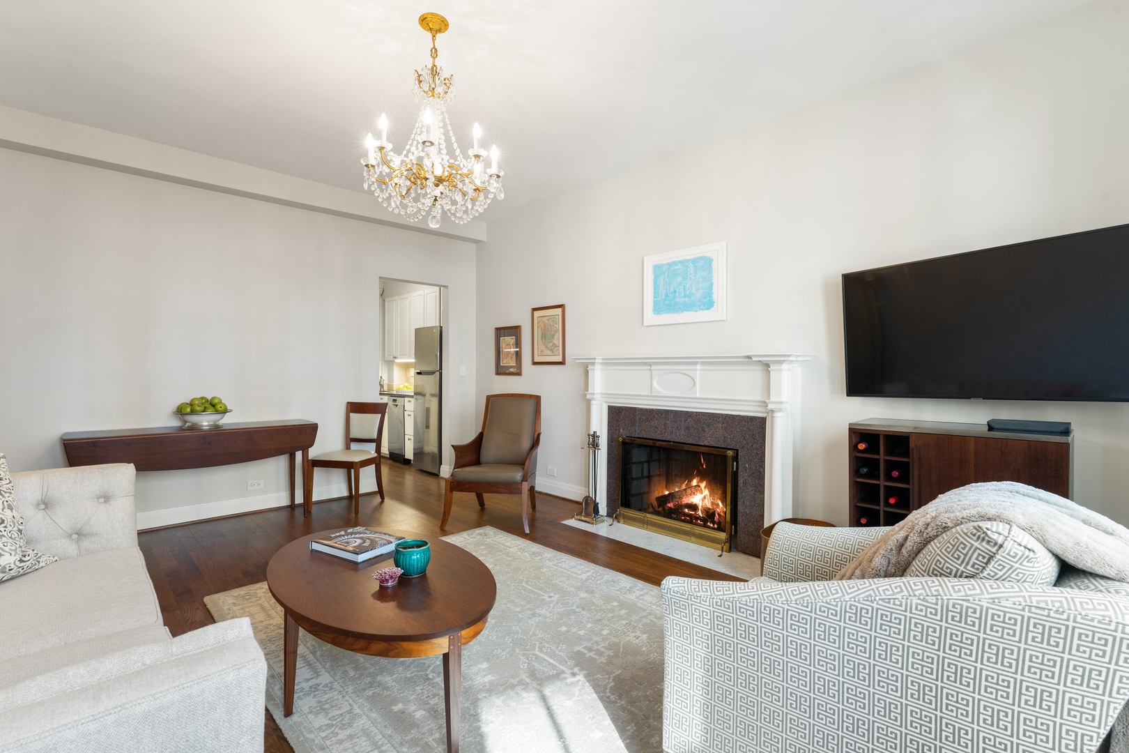 70 East Scott Street, Unit 307 Chicago, IL 60610 - Photo 8 of 32